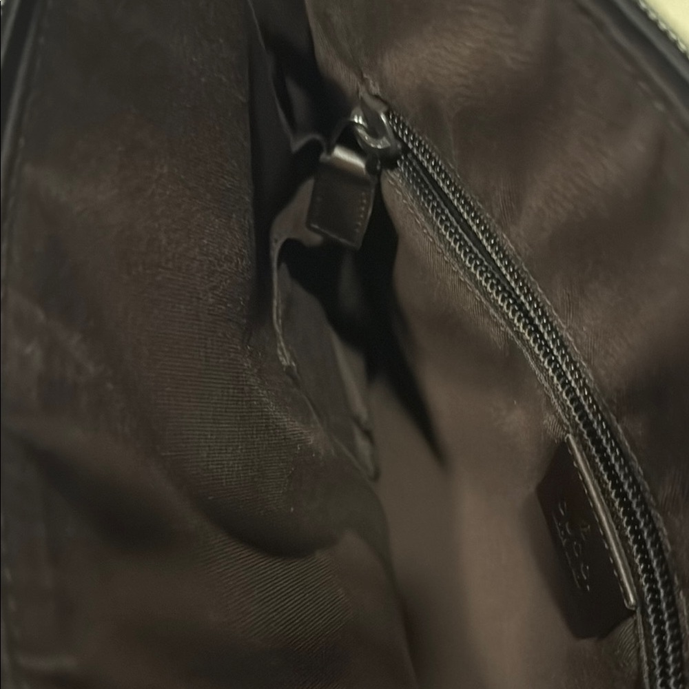 Gucci Brown Monogram Men's Bag - Picture 8 of 9